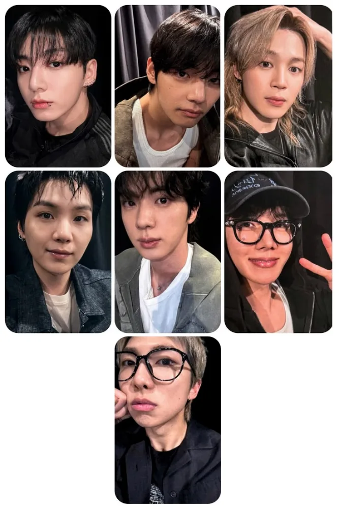 Prancha de photocards de selcas dos bastidores, close no rosto de cada membro